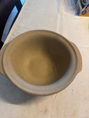 Pampered chef stoneware bowl 10”